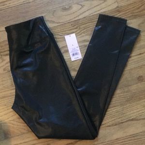 BNWT wild fable Sleek High Waisted Black Leggings